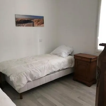 Hotell Charmante Maison Jeanne 3 Etoiles 6pers Pontaillac